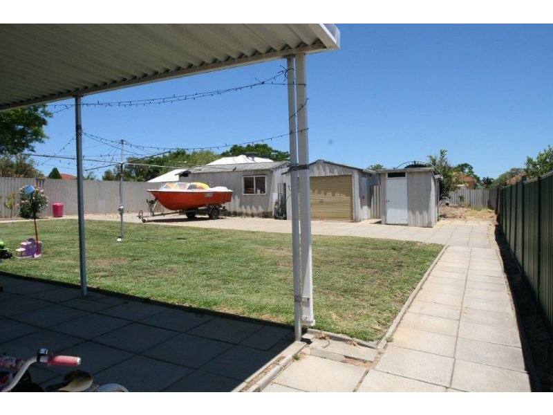 27 & 29 Lee Avenue, Hilton WA 6163