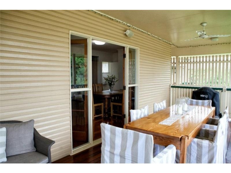 93 Cremorne Rd, Kedron QLD 4031