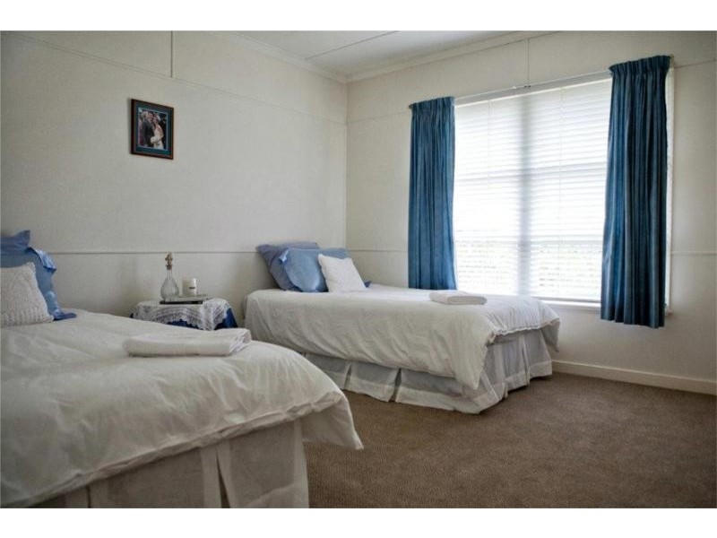 93 Cremorne Rd, Kedron QLD 4031