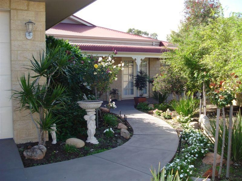 5 Ellery Court, Success WA 6164