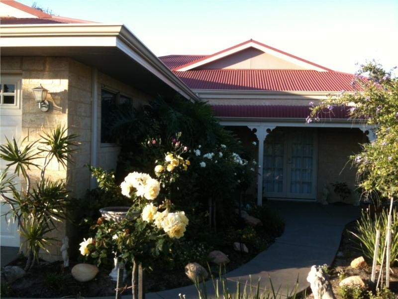 5 Ellery Court, Success WA 6164