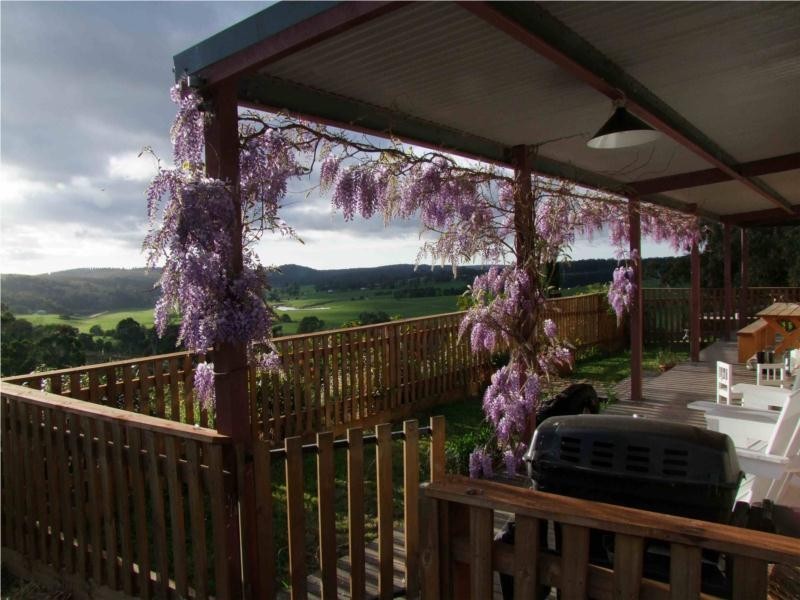 140 Connection Road, Carrajung VIC 3844