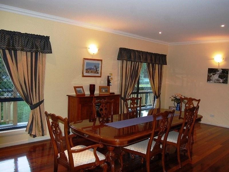 14 Viola Drive, Redland Bay QLD 4165