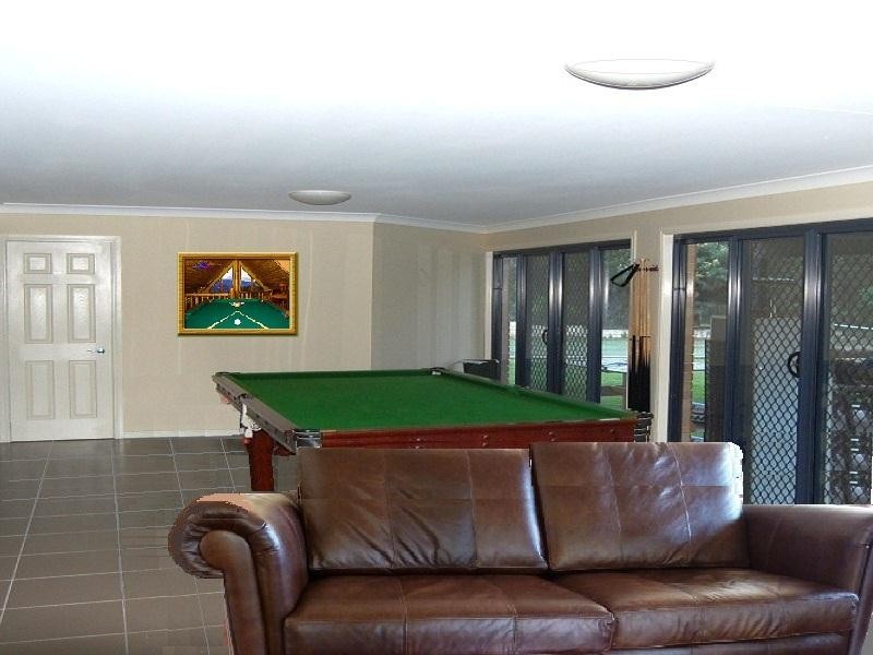 14 Viola Drive, Redland Bay QLD 4165