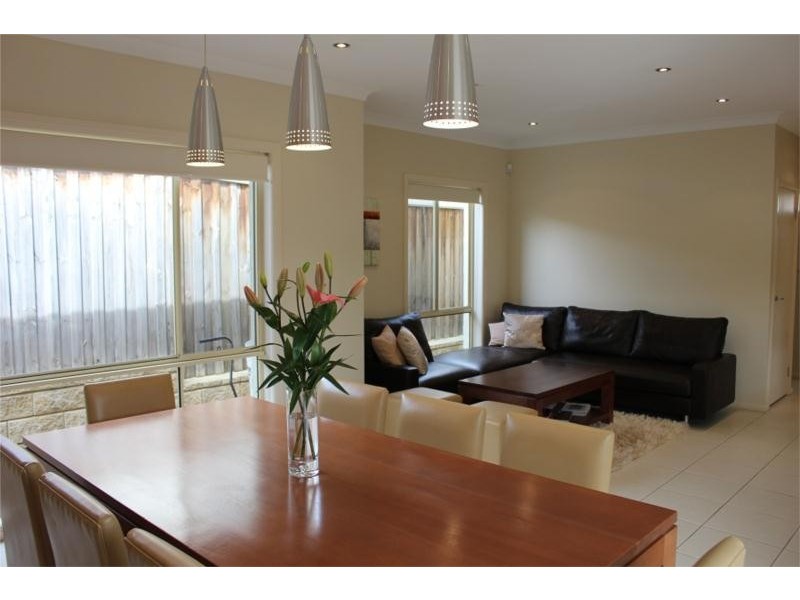 44 Roth Street, Casula NSW 2170