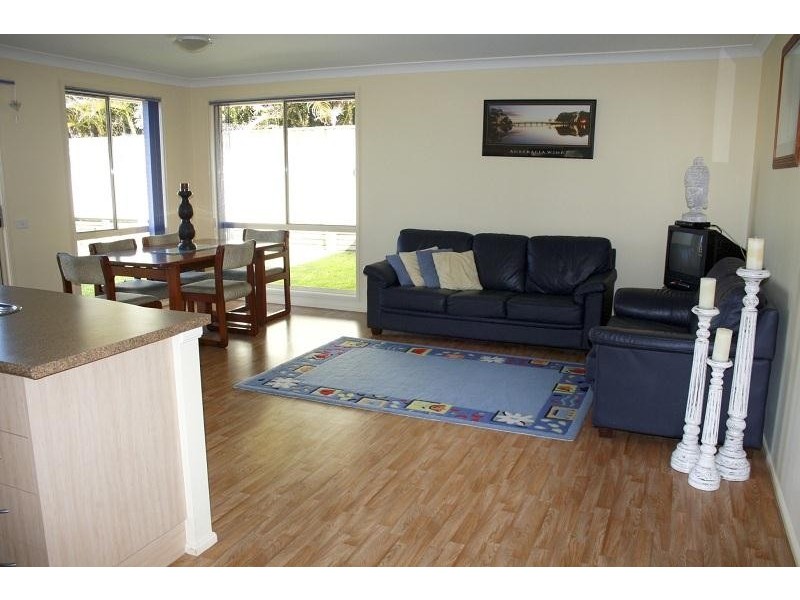 11 Concorde Way, Hamlyn Terrace NSW 2259