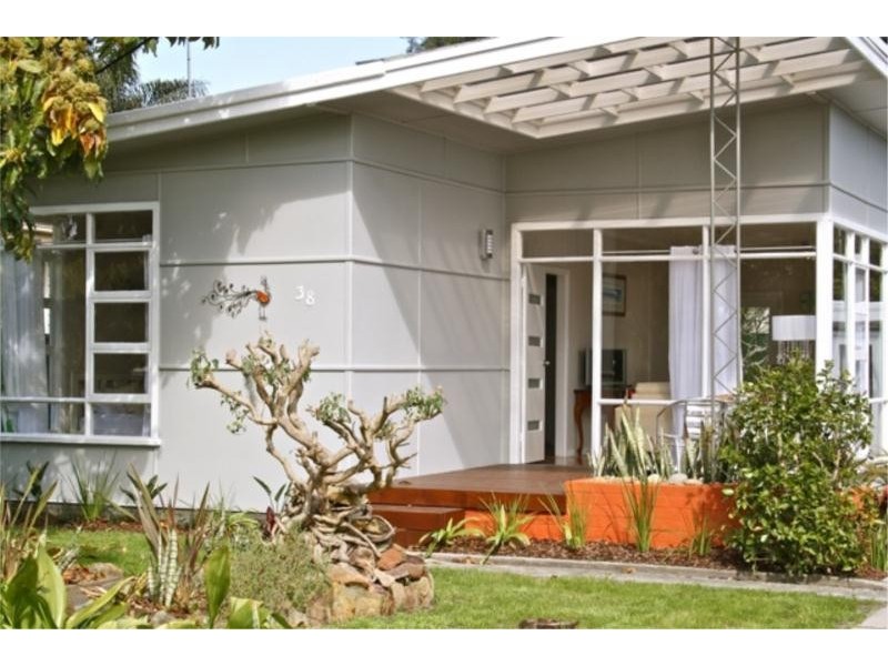 38 Warwick Street, Blackwall NSW 2256