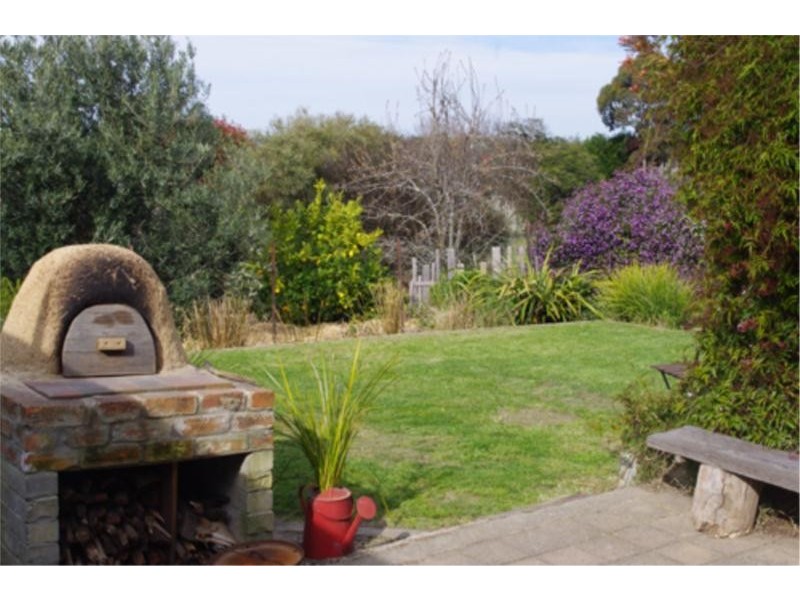 35 Wright Street, Elphinstone VIC 3448