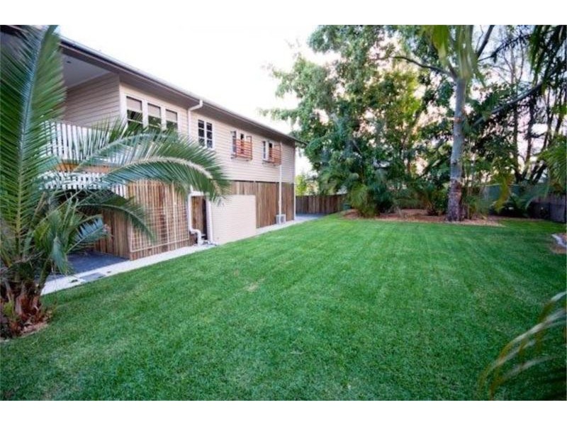 25 Park Street, Ipswich QLD 4305