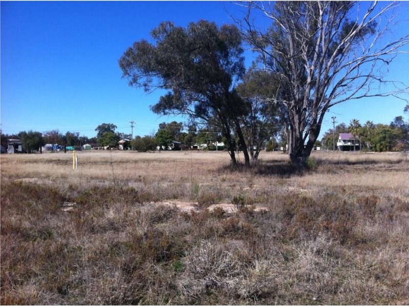 6 Burrell Street, Yelarbon QLD 4388