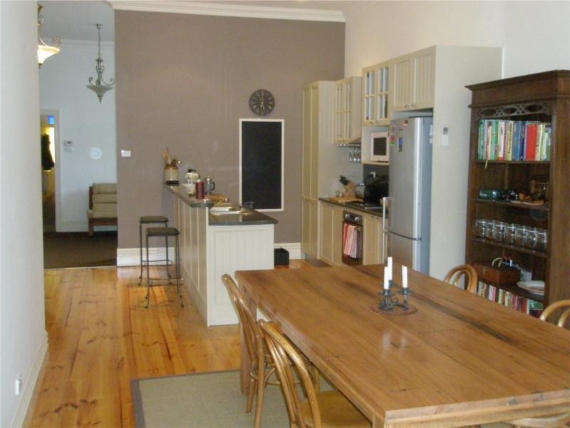 303 Howard Street, Soldiers Hill VIC 3350