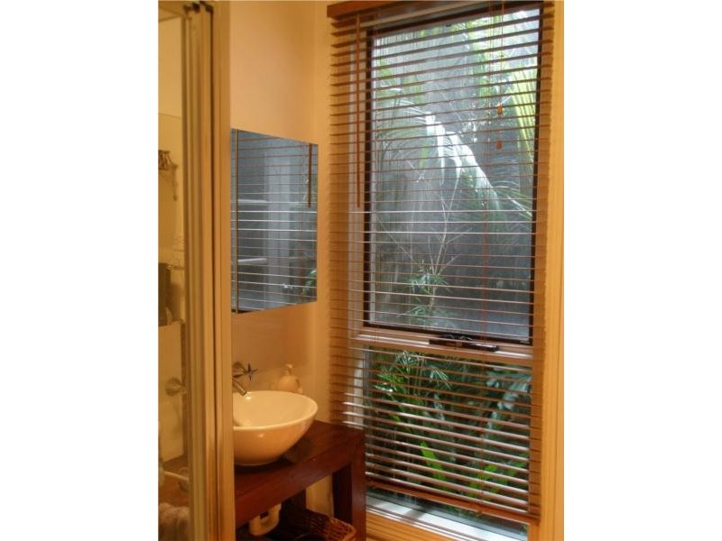 303 Howard Street, Soldiers Hill VIC 3350