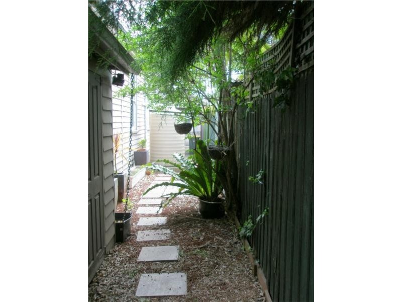 303 Howard Street, Soldiers Hill VIC 3350