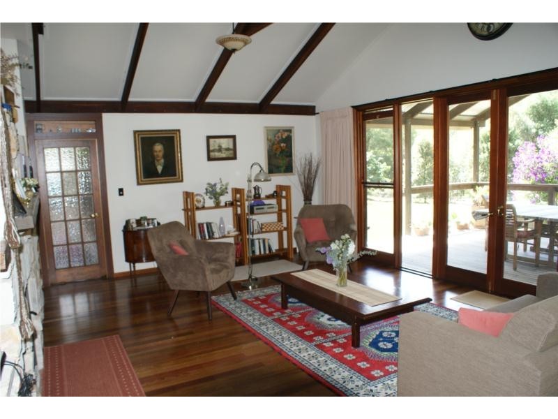 31 Mountain Street, Pomona QLD 4568