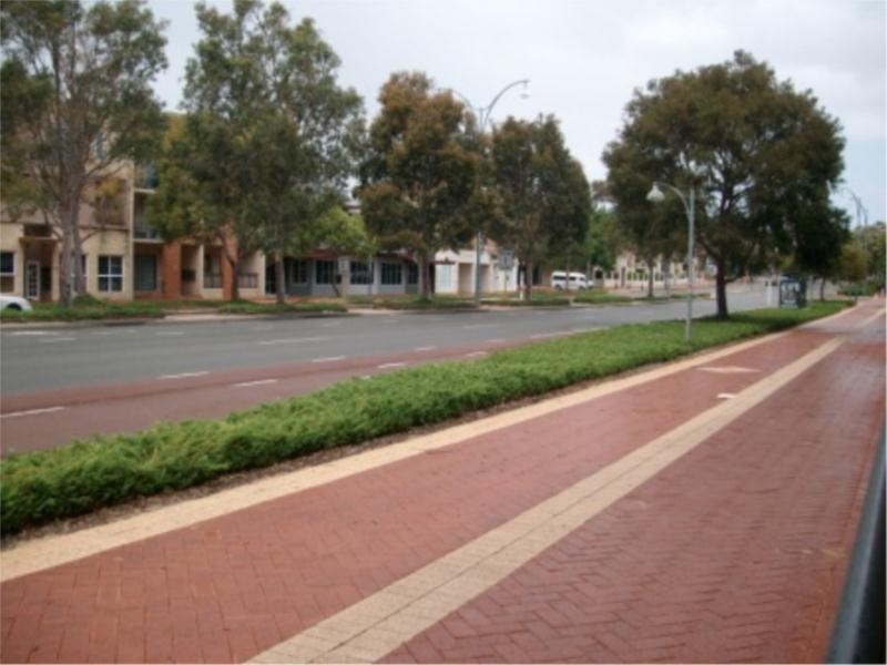 18 Kingsbury Road, Joondalup WA 6027