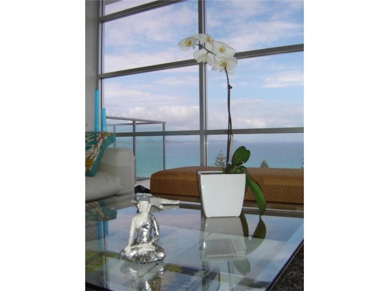 11 Eden Avenue, Rainbow Bay QLD 4225