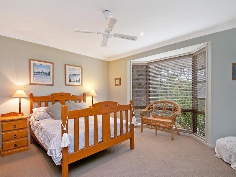 5 Greenhaven Drive, Umina Beach NSW 2257