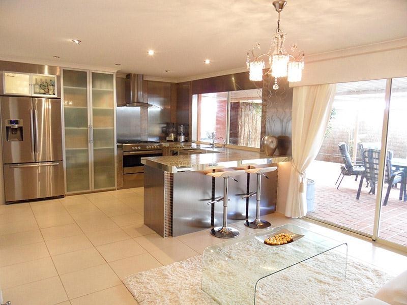 17 Gidley Cove, Quinns Rocks WA 6030