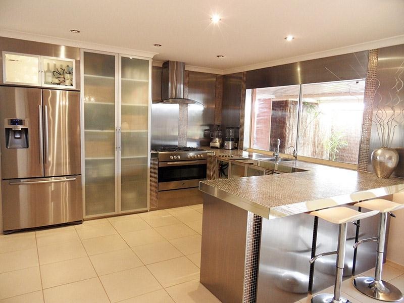 17 Gidley Cove, Quinns Rocks WA 6030