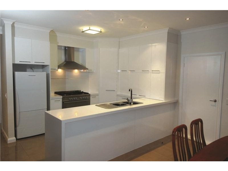 8 Amber Crt, East Bendigo VIC 3550