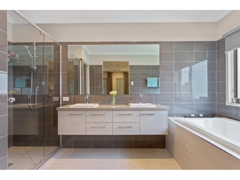 29 Bells Esplanade, Pelican Waters QLD 4551