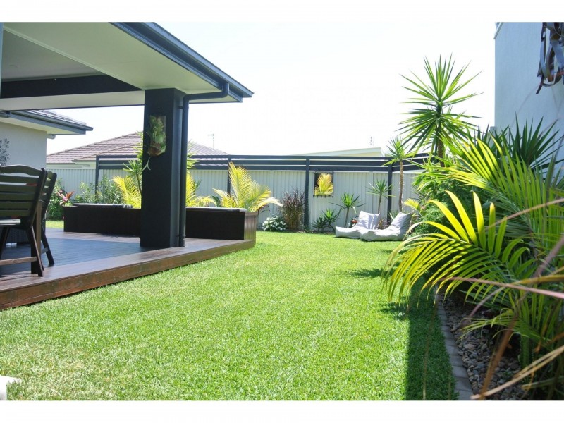 29 Bells Esplanade, Pelican Waters QLD 4551