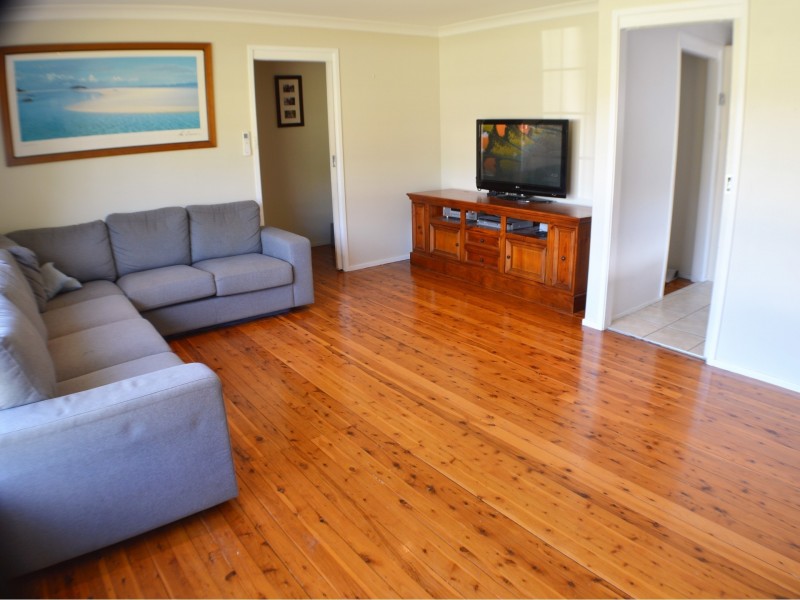 39 The Crescent, Toongabbie NSW 2146