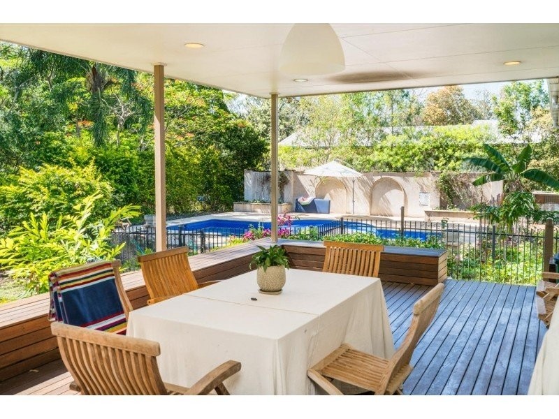 18-20 Norman street, Fig Tree Pocket QLD 4069