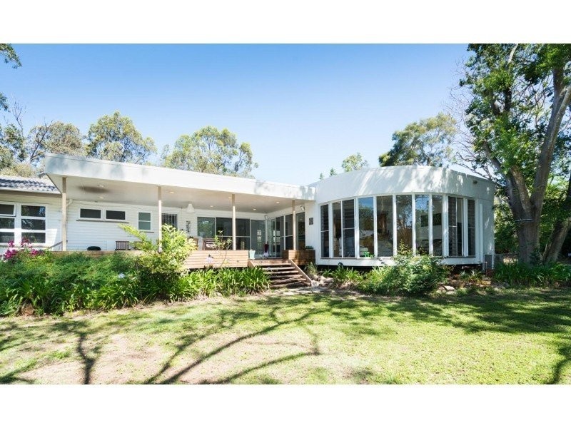 18-20 Norman street, Fig Tree Pocket QLD 4069