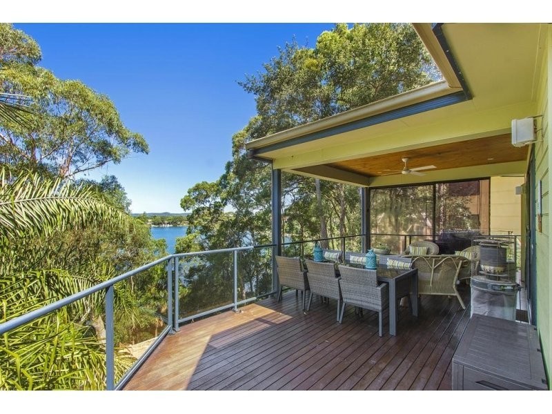 27 Gabagong Road, Horsfield Bay NSW 2256