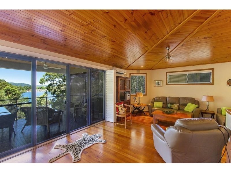 27 Gabagong Road, Horsfield Bay NSW 2256