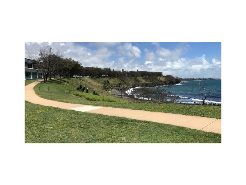 16/5 Chantelle Circuit, Coral Cove QLD 4670