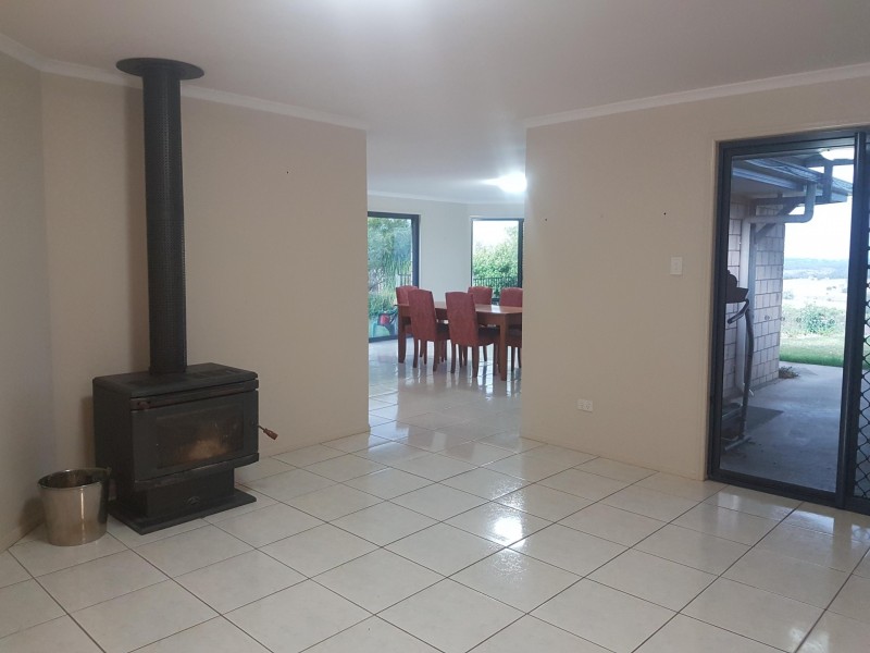 30 Young Road, Stoneleigh QLD 4356