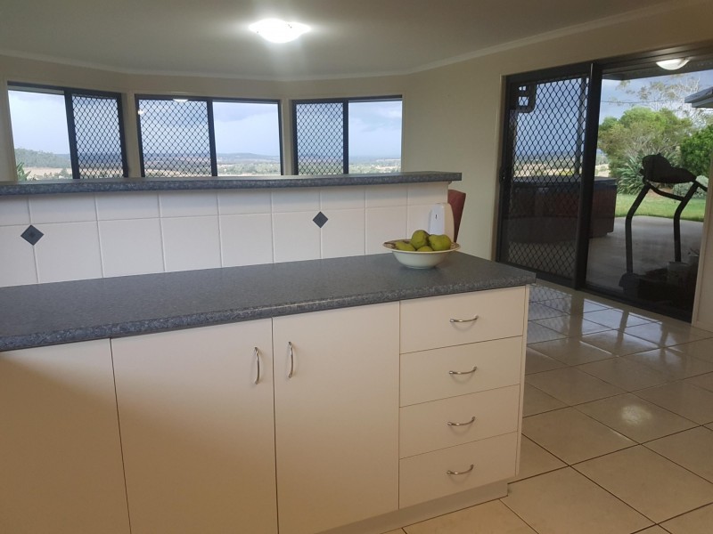 30 Young Road, Stoneleigh QLD 4356