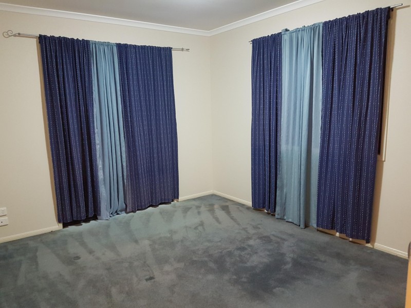 30 Young Road, Stoneleigh QLD 4356