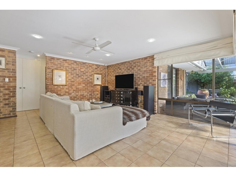 5 Mofflin Street, Samson WA 6163