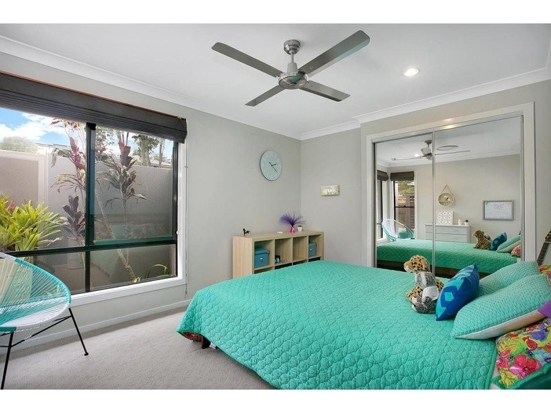 8 Corymbia Crescent, Anstead QLD 4070