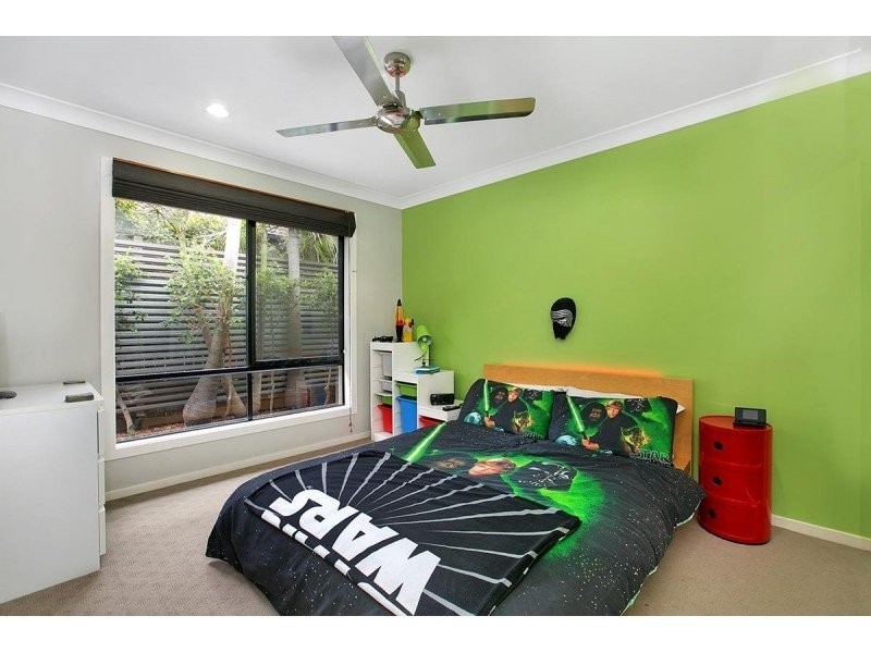 8 Corymbia Crescent, Anstead QLD 4070