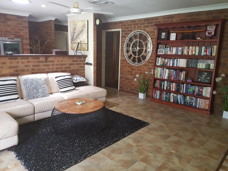340 Newnham Road, Lake Clifton WA 6215