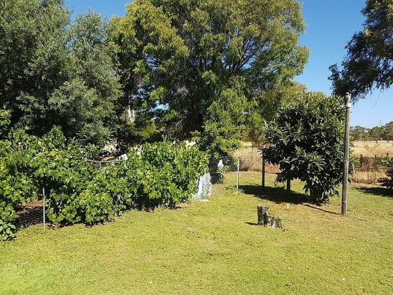 340 Newnham Road, Lake Clifton WA 6215
