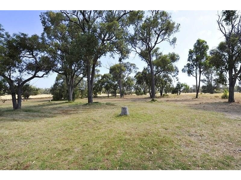 340 Newnham Road, Lake Clifton WA 6215