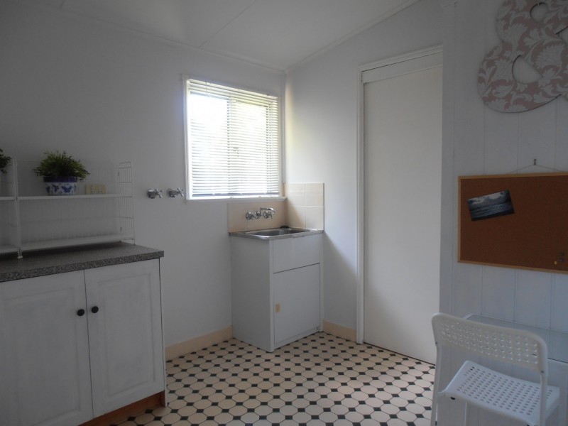 32 Stuart Street, Eastern Heights QLD 4305