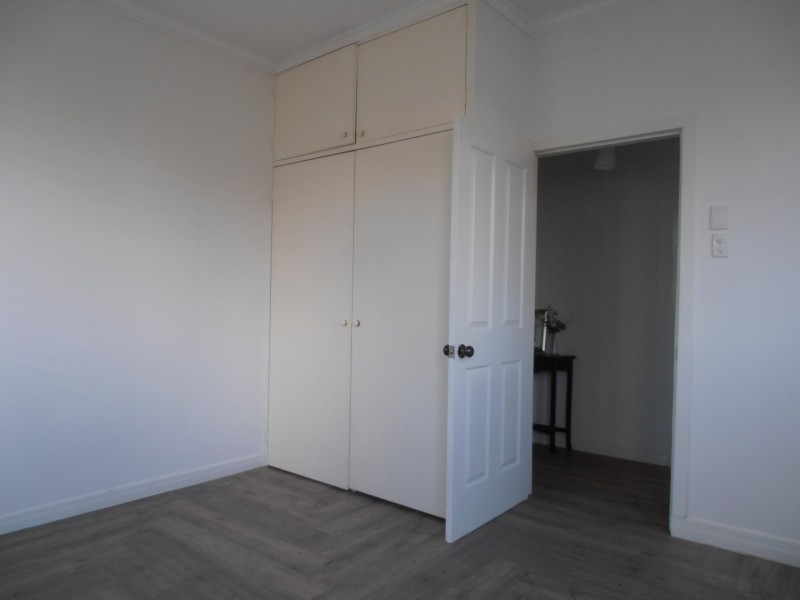 32 Stuart Street, Eastern Heights QLD 4305
