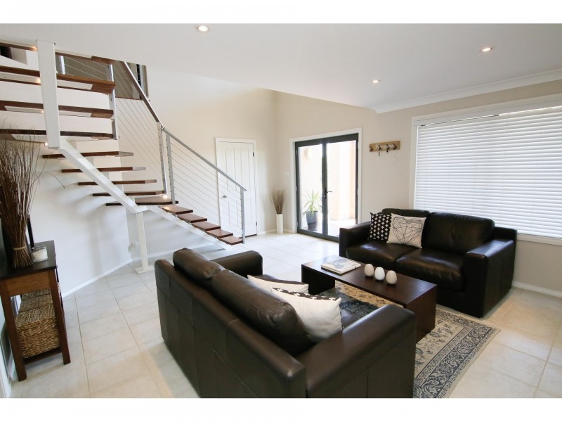 11 Baker Drive, Tenambit NSW 2323