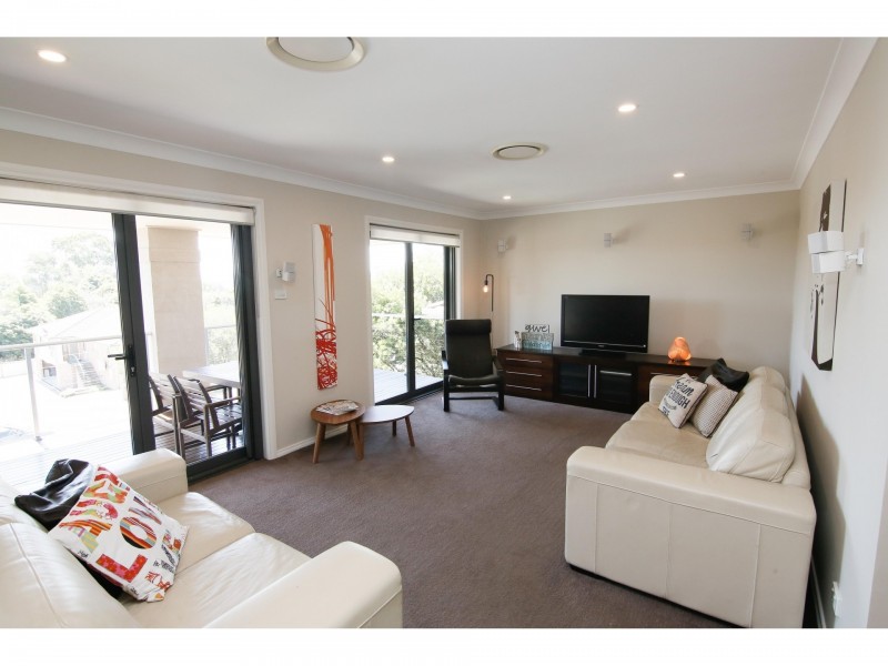 11 Baker Drive, Tenambit NSW 2323