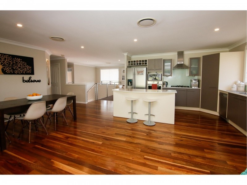11 Baker Drive, Tenambit NSW 2323
