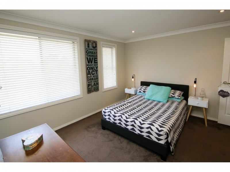11 Baker Drive, Tenambit NSW 2323