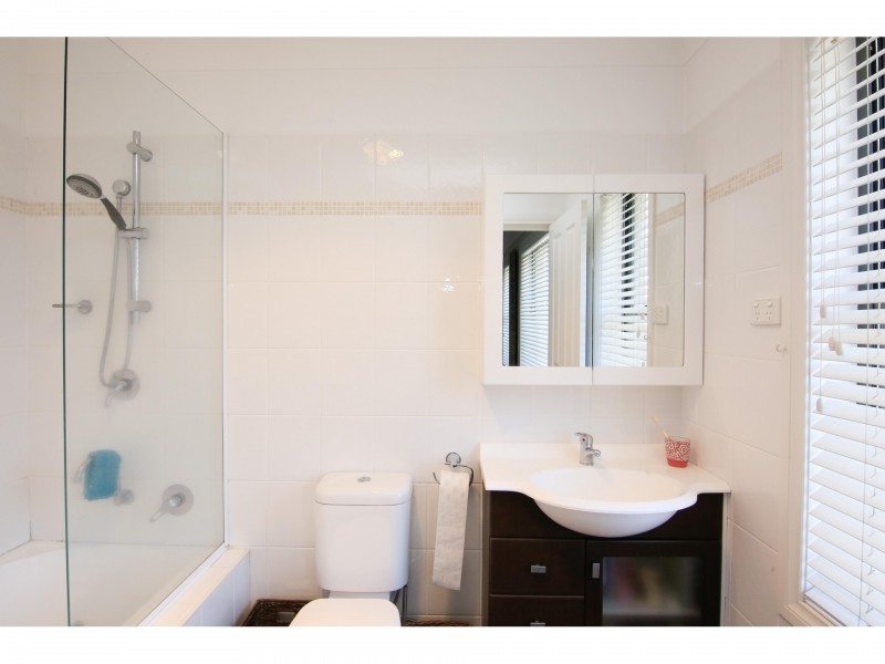 11 Baker Drive, Tenambit NSW 2323