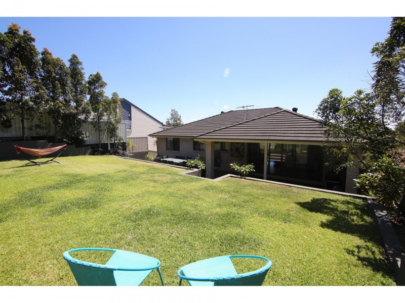11 Baker Drive, Tenambit NSW 2323