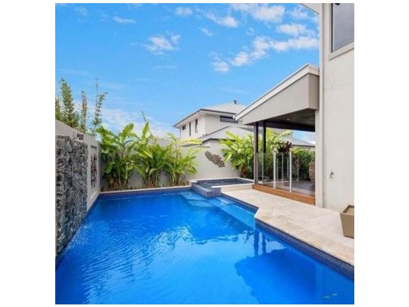 32 Tibouchina Street, Mountain Creek QLD 4557